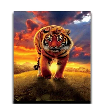 

5d DIY diamond paint animal Round or Square Mosaic Crystal Images icon Full Beaded embroidery "Walking tiger"