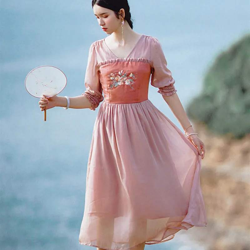 

Women Summer Vintage Retro Elegant Midi Dress Ladies Chinese Style Sweet Embroidery Satin Chiffon Patchwork Casual Long Dress