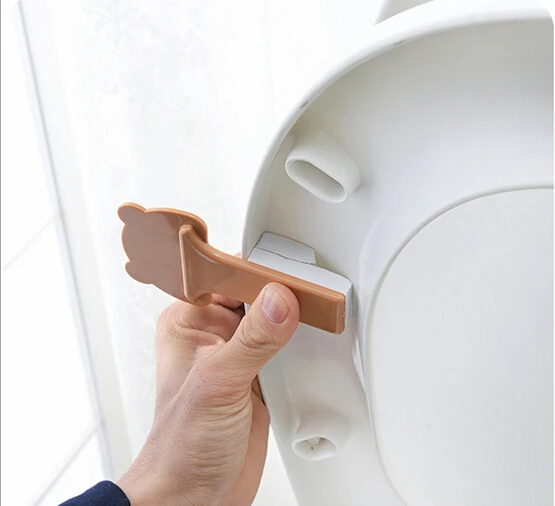 Ручка для сидушки унитаза. Ручка для крышки унитаза. Подъемник для унитаза gr-8141. Ручка для крышки унитаза. Ручка для поднятия крышки унитаза.