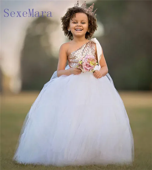 Wit Tulle Rose Gold Pailletten Een Schouder Bloem Girls Trouwjurken Meisjes Verjaardag Pageant Communie Toga Gemaakt Wit Tulle Rose Gold Pailletten Een Schouder Bloem Girls Trouwjurken Meisjes Verjaardag Pageant Communie Toga Gemaakt