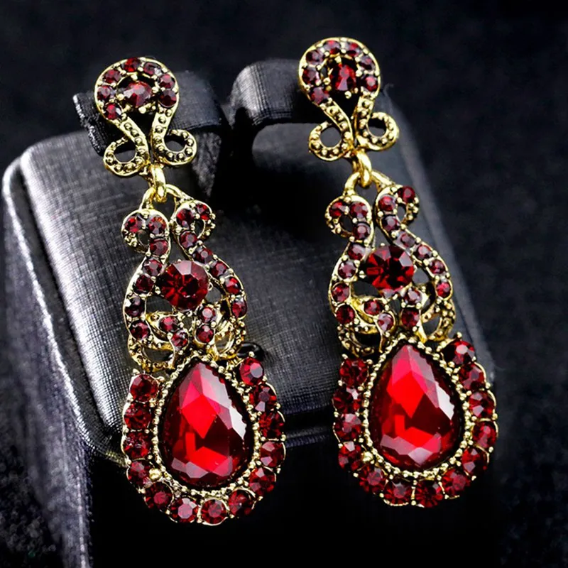

10 Style Vintage Alloy Butterfly Tassel Earrings With Stones For Women Girls Wedding Crystal Rhinestone Dangle Earrings Wedding