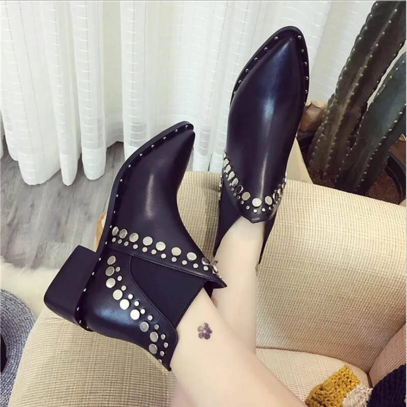 

big size 40 chelsea boots pointed toe ankle short boots woman med thick heels fashion boots rivet decor British style botas