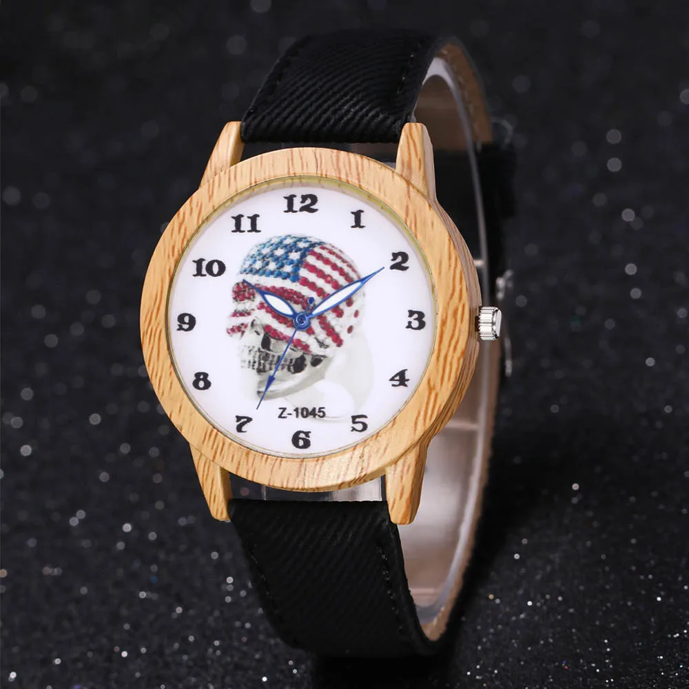 Kopen 2018 NIEUWE Vrouwen Mannen Quartz Horloges Hout Case Schedel Hoofd Horloge Analoge Quartz Armband Horloges Halloween Gift @ F