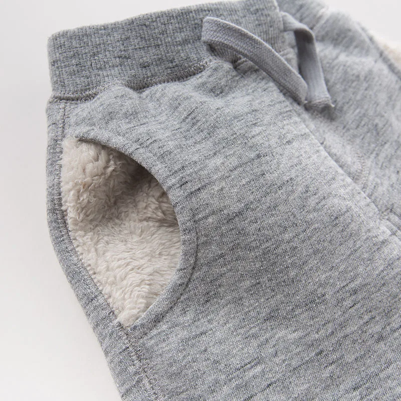 DB6532_0011_6Y3A7368