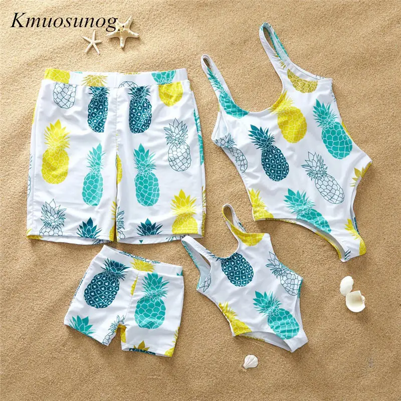 

Family Swimwear Floral Matching Swimsuit Mother Daughter Swimwear Brazilian Bikini Sets Beachwear Swimming Trunks Suit C0422