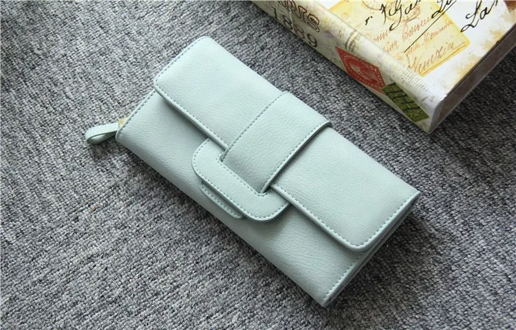 Multi-card holder long wallet style 5 detail showing compartments