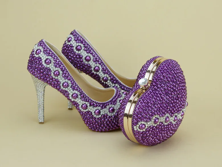 Love Moments/фиолетовые туфли с жемчугом и подходящая сумочка; женская обувь с сумочкой в комплекте; свадебные туфли на высоком каблуке с сердечком; женские туфли-лодочки