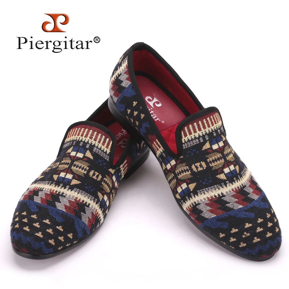 

Piergitar handcrafted using Korea cotton in a traditional print men loafers fashion men mixed colors Knitted shoes men's flats