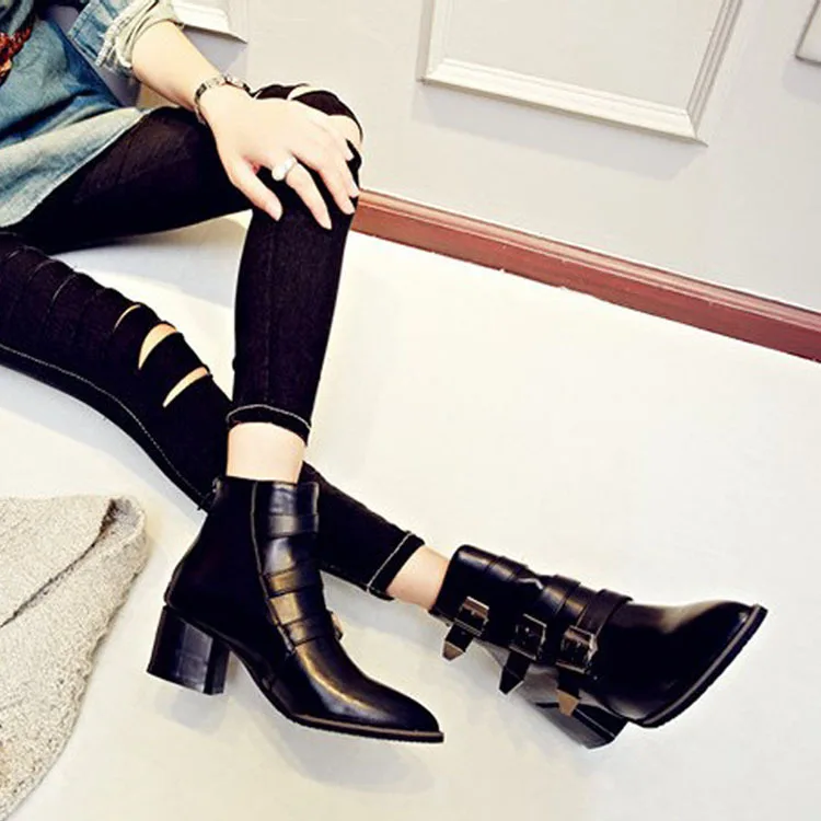 short pointy heels