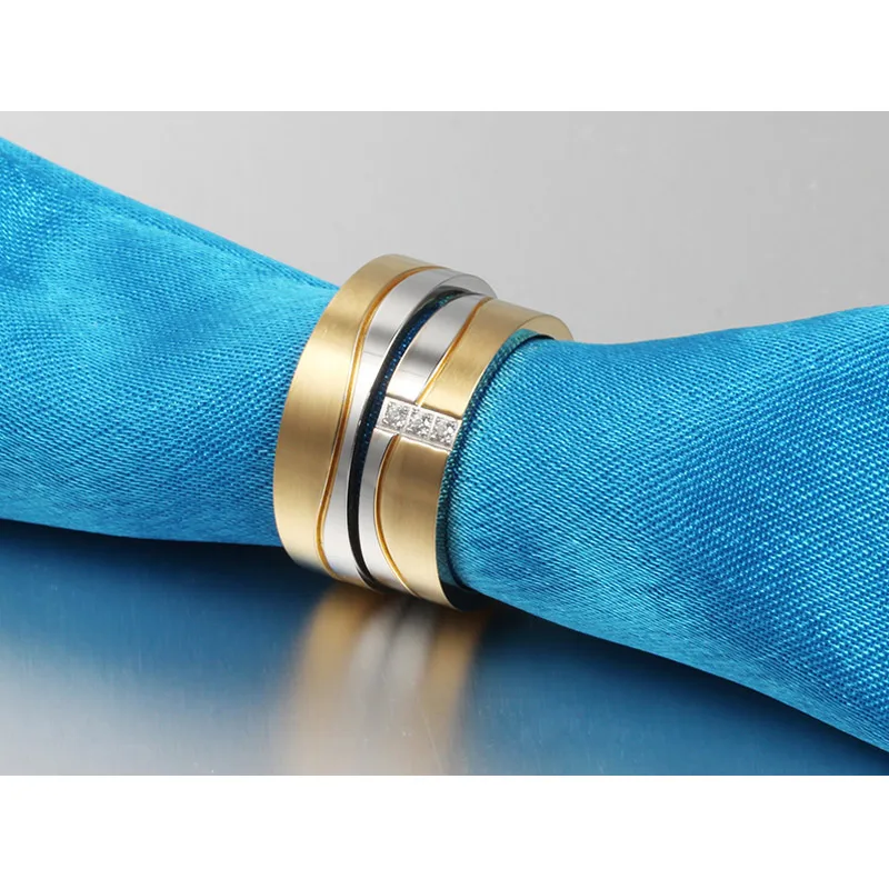 10pcs/lots Wholesale Stainless Steel Wedding Ring for Couples Gold Color Provide Mix Size