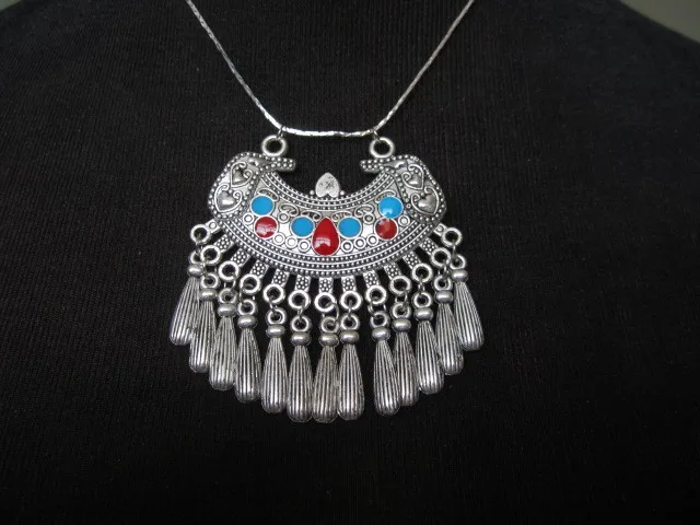 

FREE SHIPPING>>>@@ 3PC Tibetan silver jewelry Miao silver Miao ethnic style coral fashion handmade jewelry necklace