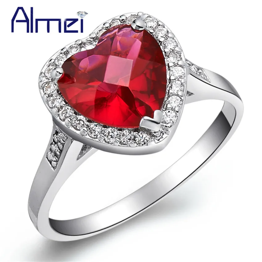 свадебные кольца с рубином. кольцо с рубином. кольцо с рубином в виде сердца. кольцо с рубином в виде сердца. кольцо с рубином в форме сердца.