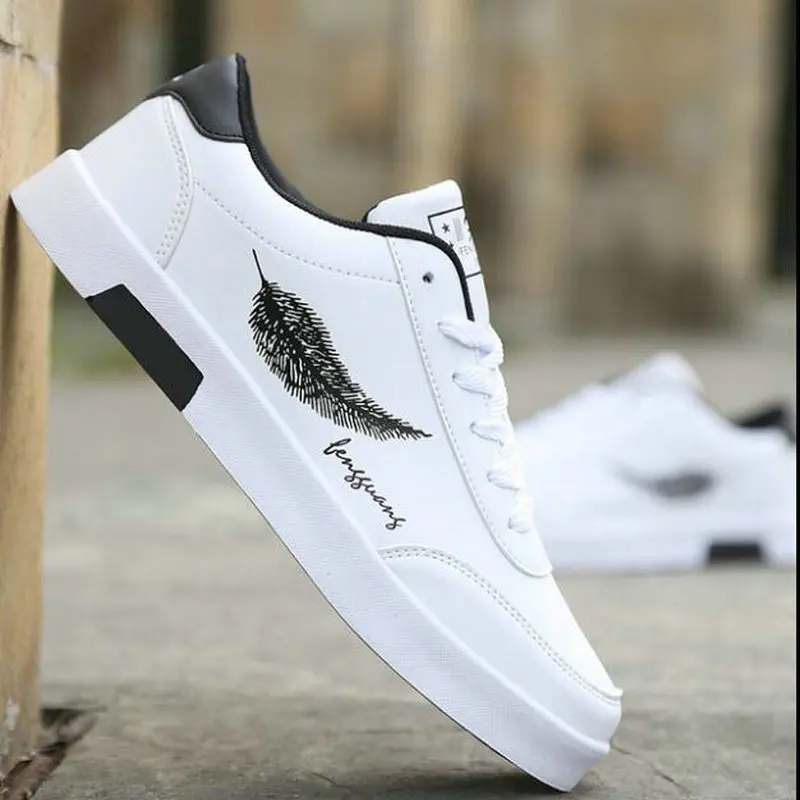

2019 hot new Men Brand Men's Breathable Skateboarding Comfortable Sports Shoes White Shoes Sneakers KA-03