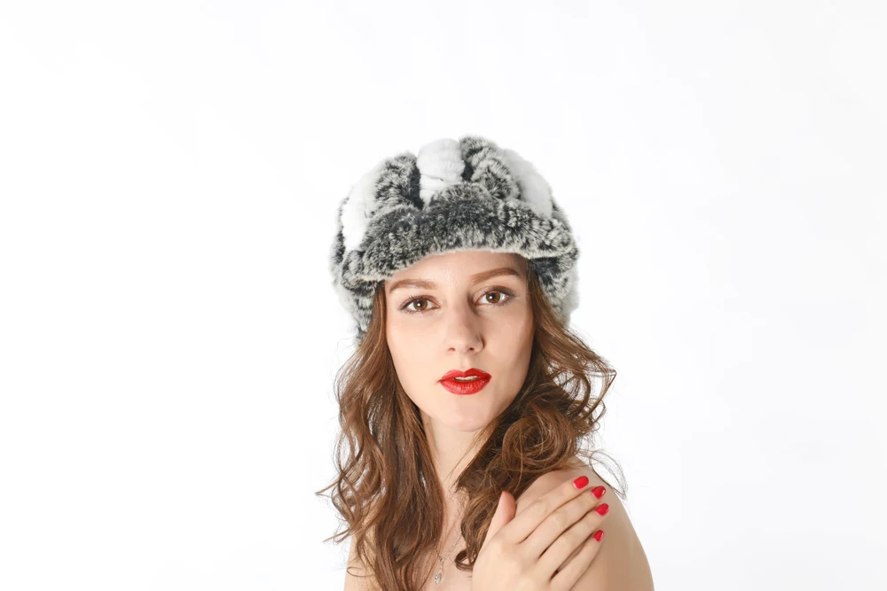  (4)
