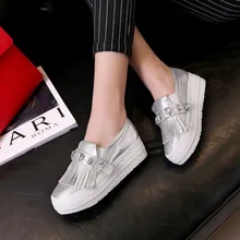 2016 new fashion women flats Thick bottom shoes tassel rhinestone small code31 32 women loafer diamond white shoe big size 42 43