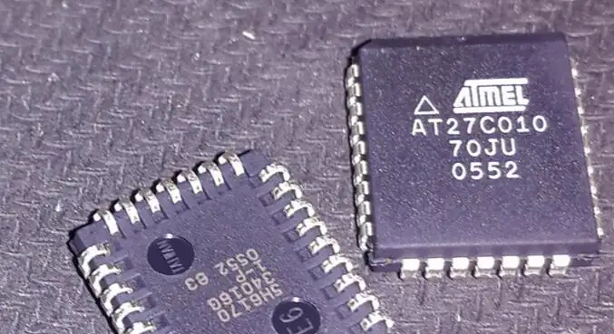 AT27C010-70JU RAM-4+ AD626AR AN5534N AD835AR WM8805GEDS | Электроника