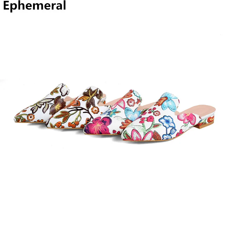

Women Embroidery Slippers Closed Toe Flowers Slides Summer Low Heel Shoes Outdoor Brown Rose Red Wide Foot 43 4 41 Chinese Style