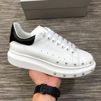 

Platform Rivets Women Casual Shoes Genuine Leather Patchwork Spike Stud White Tennis Shoes Top Quality Outdoor Lace-up Sneakers