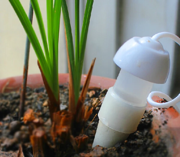 

Micro drip nozzle auto watering nozzle irrigation tool home use dripper