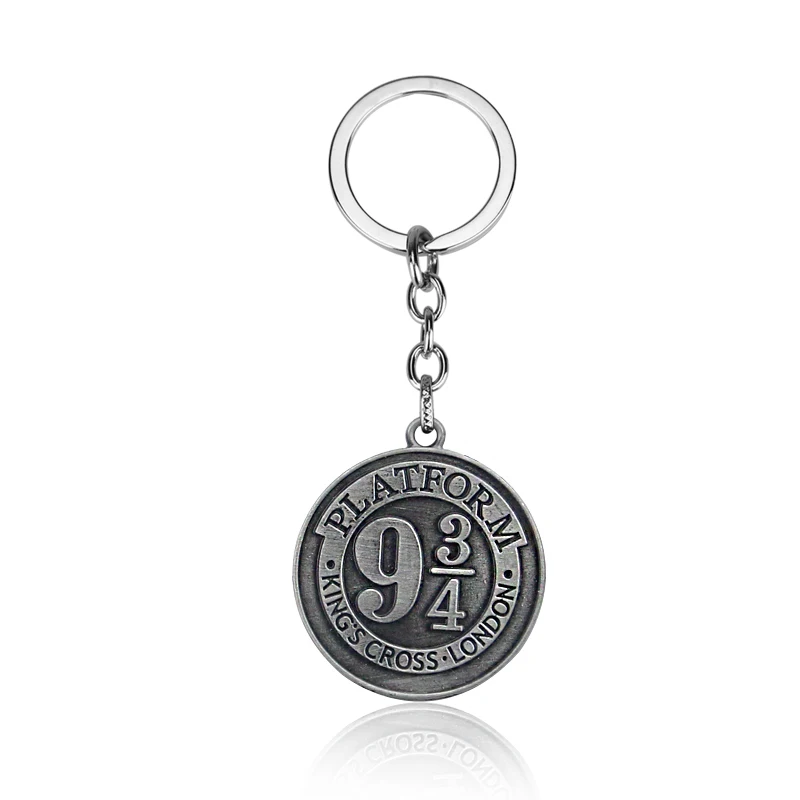 

HP Cosplay Platform 9 3/4 Logo Keychain 2 Colors Round Pendant Accessories Keyring Collection Props Jewelry Gift for Fans