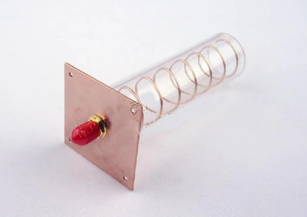 

FPV 16dBi 5.8G High Gain Spiral Directional Antenna - Copper Square Base ( RP-SMA, jack)