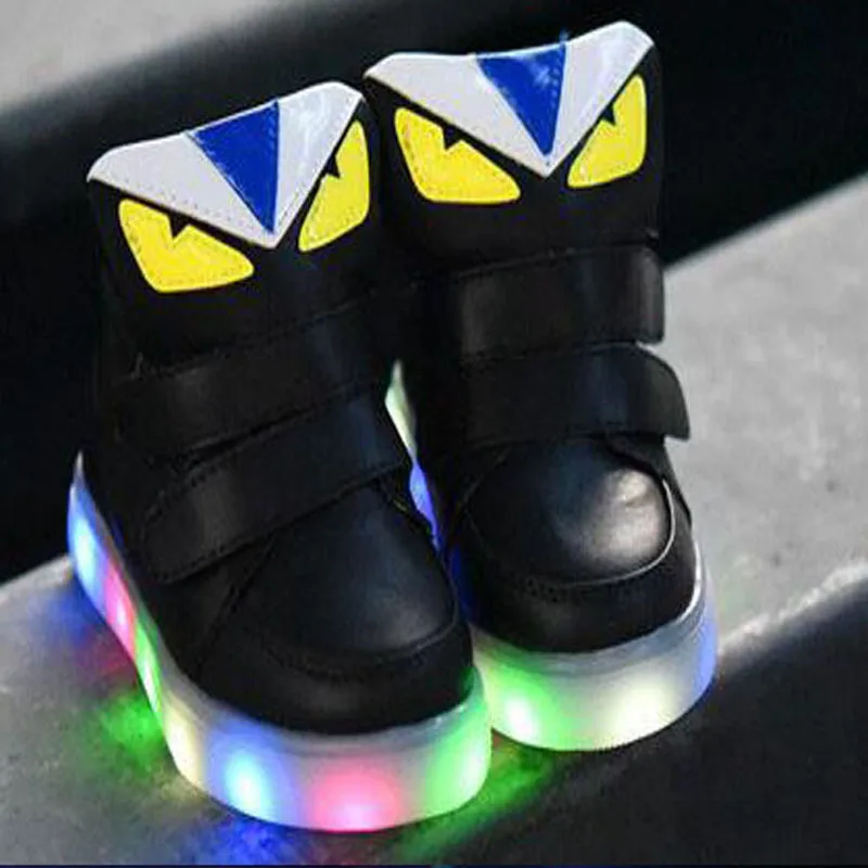 

High quality European shoes girls boys cool boots LED light children sneakers Cute leisure fashion casual kids shoes