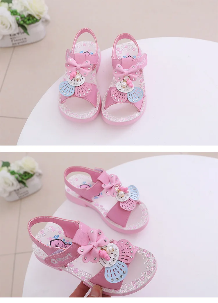 Летние сандалии для девочек; обувь принцессы из Жемчужной кожи с цветами; обувь для маленьких девочек; модные детские сандалии; мягкая детская пляжная обувь
