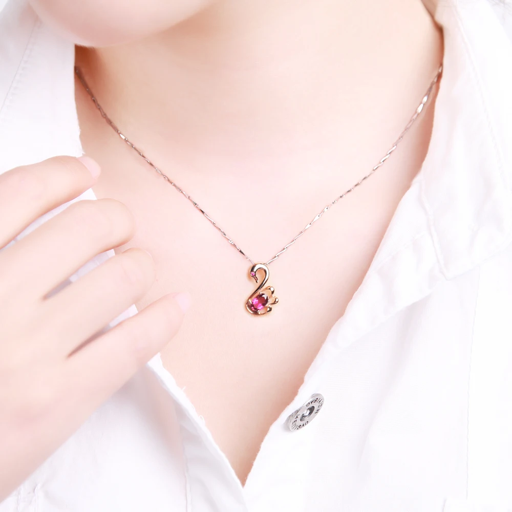 0.45CT красный турмалин драгоценный камень лебедь кулон 18K золото ювелирные изделия