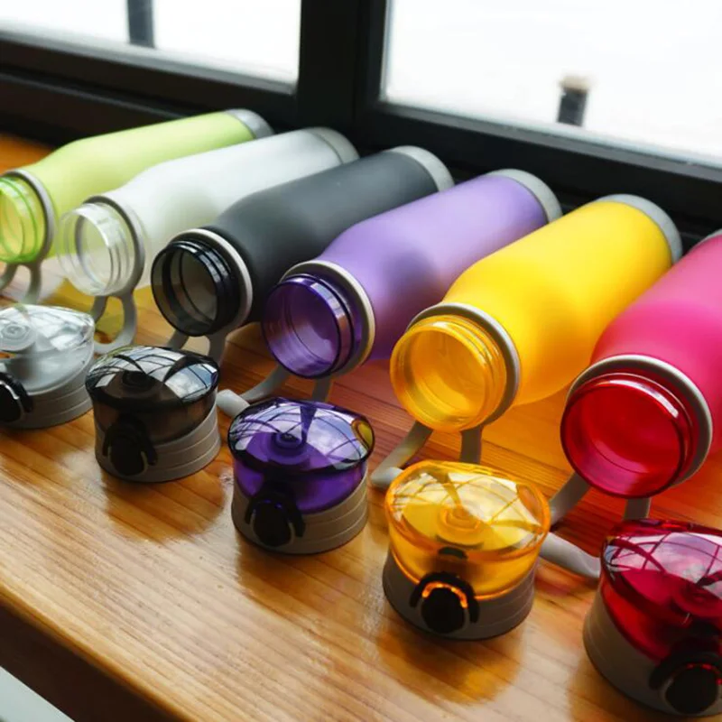 

New Creative Fruit Juice Infuser Water Bottle 700ml Plastic Portable Lemon Juice Bottle For Water Sport Outdoor Shaker BPA Free