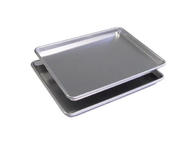 BroilKing D9303 Set of 2 Commercial Half Size Sheet Pans