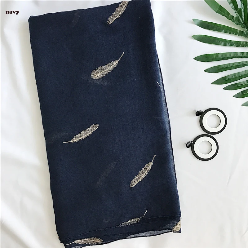 

Women Feather Pattern Embroidery Scarf Quality Cotton Scarf Shawls Wraps Hijabs 8Colors 10pcs/Lot