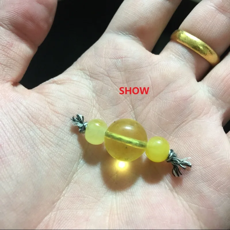  (4)