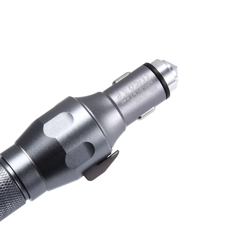 

LED Flashlight Multi-Function Hammer Seatbelt Cutter 2200mAh Power Bank Car Emergency Survival Kit LB88