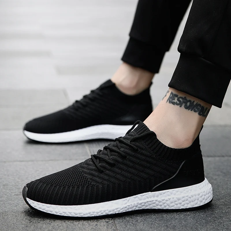 Дышащие кроссовки для мужчин черные и белые спортивные Zapatos corrientes de verano Red chaussure