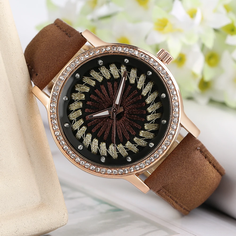 women watch (33)