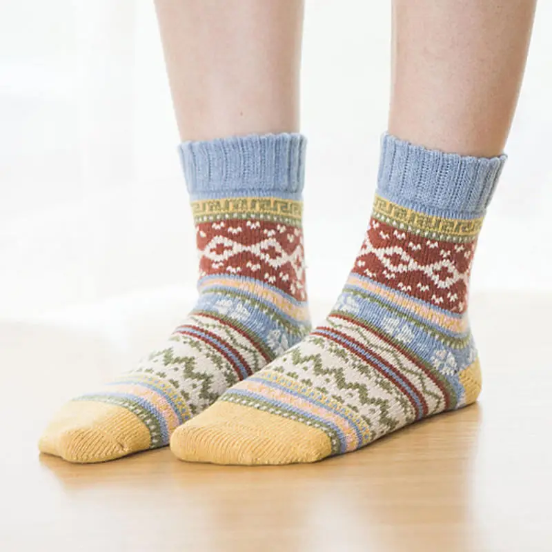 5Striped Terry Women Socks Winter Thicken Warm Wool Socks for Ladies Vintage Geometric Pattern Ethnic Style Casual Hipster Hosiery