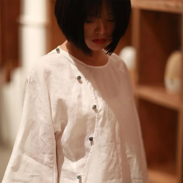 

Original Theatrical Spring Women Tops O-Neck Seven Sleeve Robe Jade Beads Buckle Cotton Linen Blouses Loose Casual Shirts
