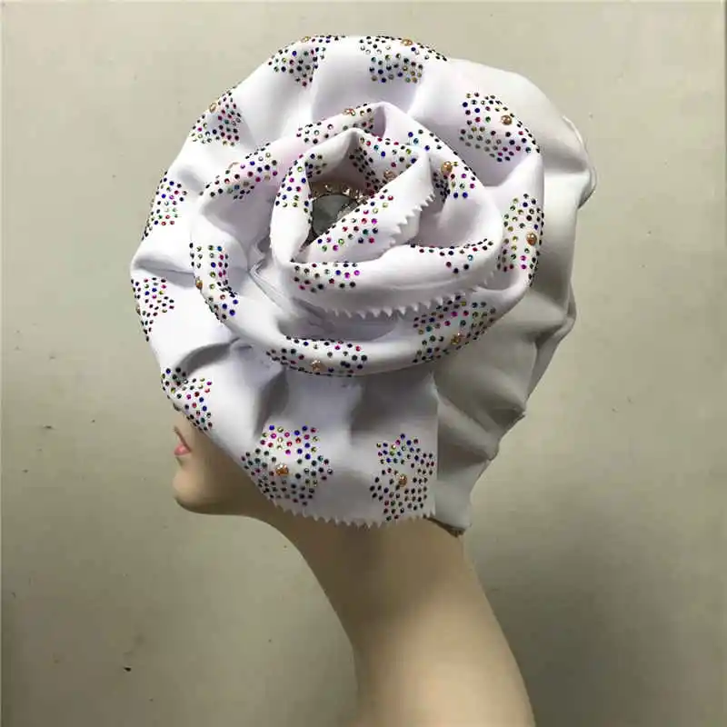 AC81221 (8) white