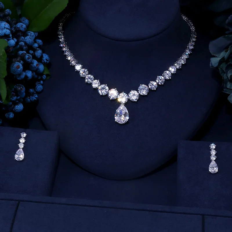

Luxury brilliant cubic zirconia Clear zirconia waterdrop and cirrus fashion style wedding bridal earring necklace jewelry set