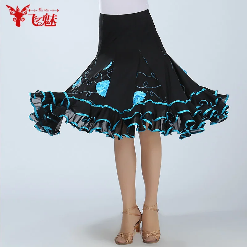 Square dancing modern dancing full-skirted Embroidered dress Square dance big swing skirts