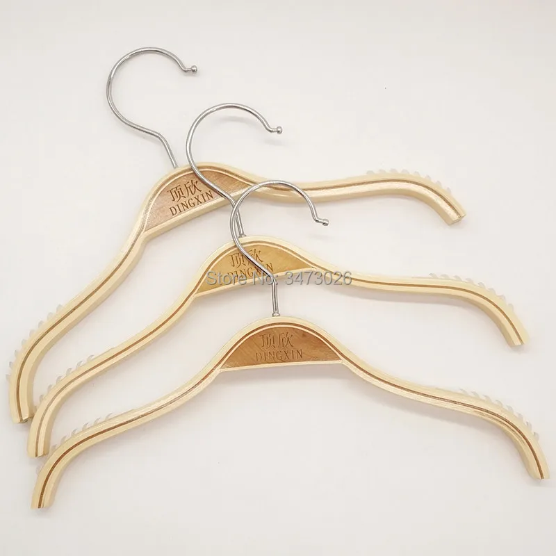 

27 cm Wooden Hanger with Non Slip Rubber Clips Small Hanger for Kids Clothing