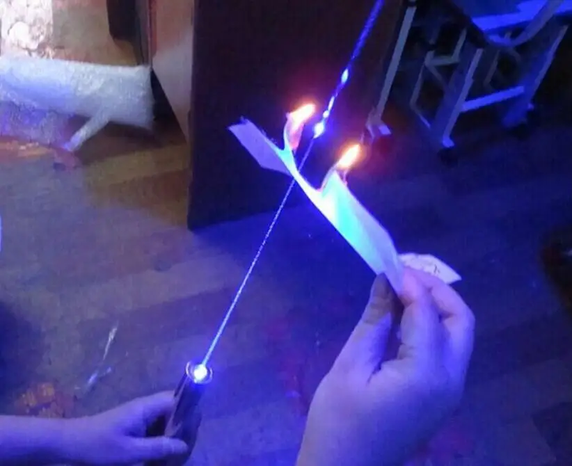 High Power Adjustable Focus Burning 450nm 100000m Blue Laser Pointer