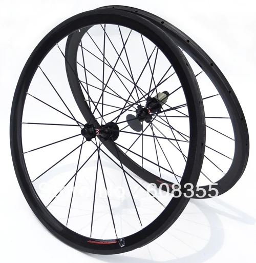 

Full Carbon Road Bike 700C Tubular Wheelset 38MM , RIM 38MM , SPOKES , HUB, BRAKE PAD