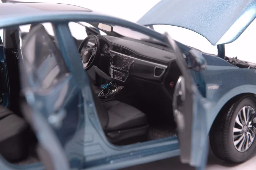 1:18 литая под давлением модель для Toyota Corolla Hybrid синий сплав игрушечный автомобиль миниатюрная Коллекция подарков