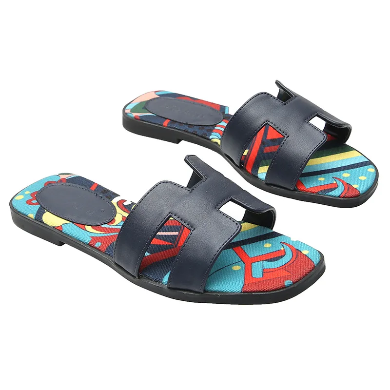 

34-43 Plus Size New Slippers Cut Out Summer Beach Sandals Fashion Women Slides Outdoor Slippers Indoor Slip Ons Flip Flops Shoes