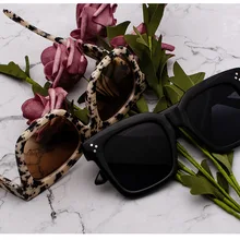 Модные Ким солнечные очки в стиле Кардашьян лад плоский верх очки Lunette Femme женские роскошные брендовые солнцезащитные очки для женщин с заклепками