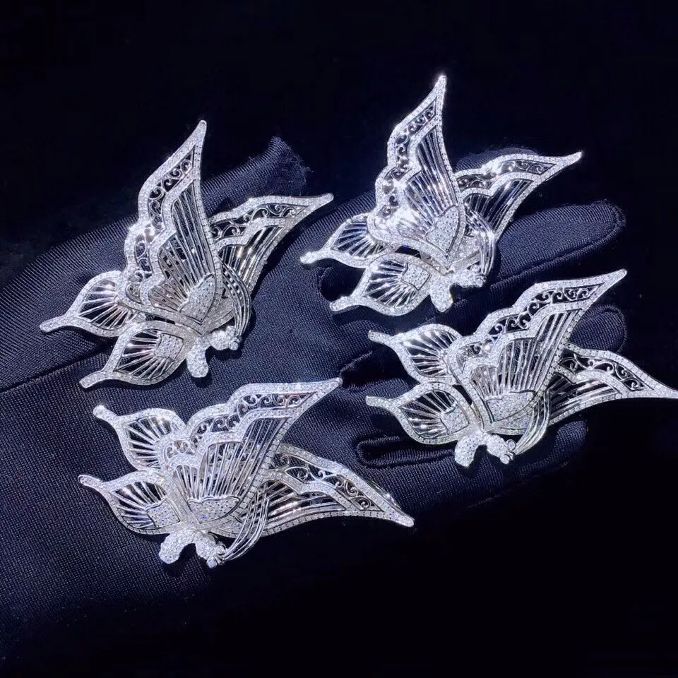 

Qi Xuan_New Butterfly Brooch Female S925 Sterling Silver Inlaid Zircon Chest Decoration Hollow Brooch Pendant Dual-use Models