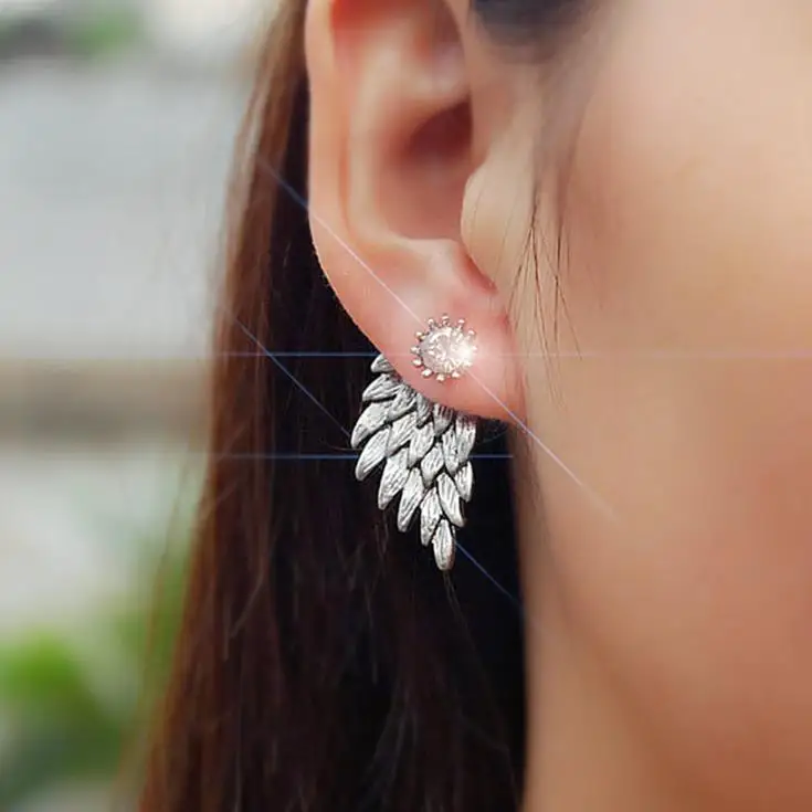 

New Women's Stud Earrings Vintage Stereo Angel Wings Stud Earrings Feather Piercing Stud Earrings