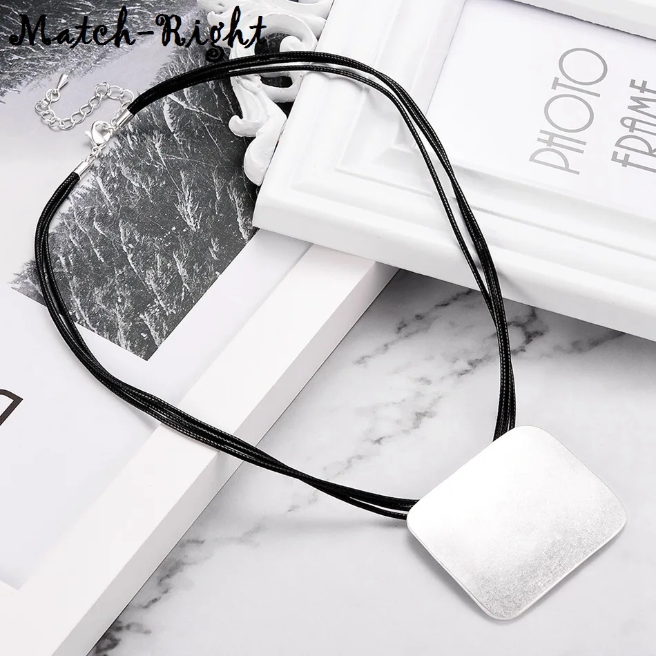 

Women's Leather Chokers Necklace Vintage Statement Necklaces $ Pendants Women Fashion Jewelry collares mujer kolye bijoux LG534