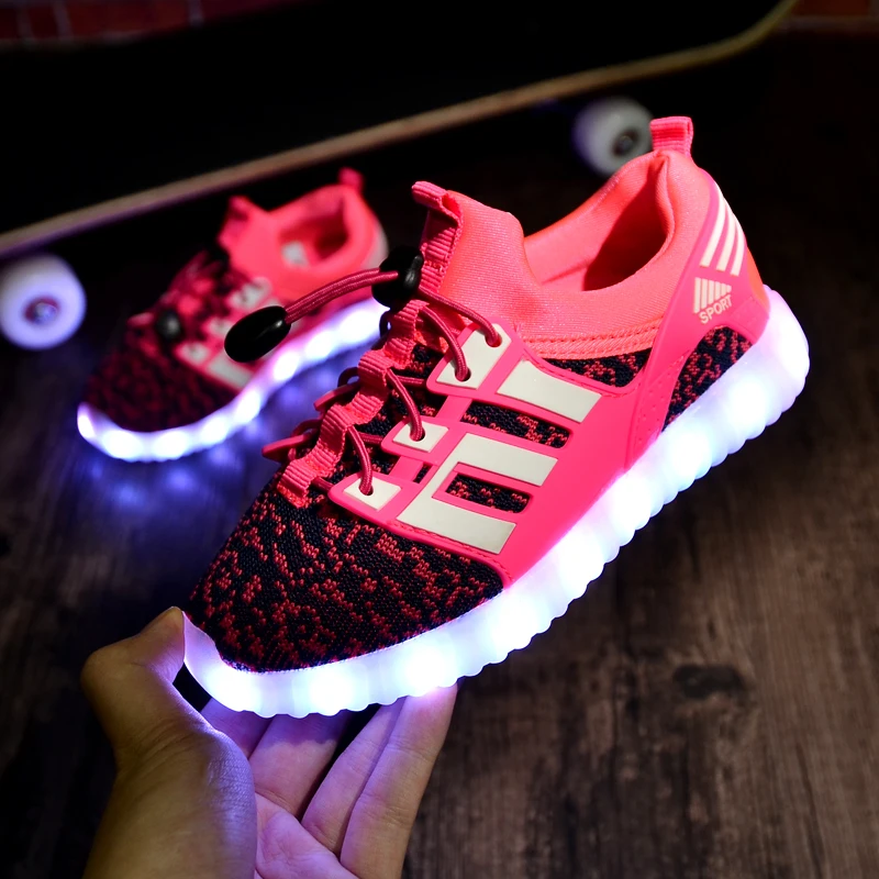 Светящаяся детская повседневная обувь с зарядкой от USB, детские туфли со светодиодной подсветкой, светящиеся кроссовки для мальчиков и девочек, розовые, черные